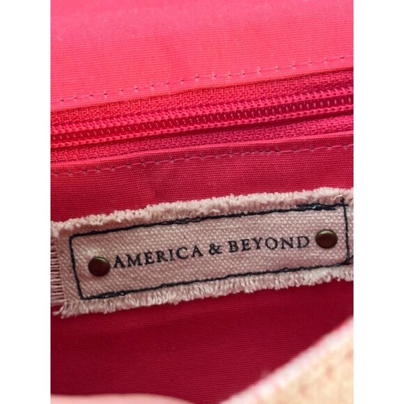 America & Beyond NWT Beaded Floral Clutch Multicolor - Picture 10 of 11